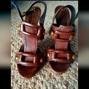 Size 7 BCBGmaxazria Soft Leather Open Toe Sandals